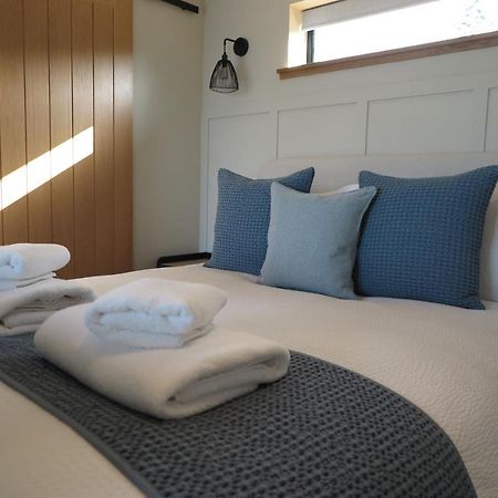 Angusfield Cabins Sconser エクステリア 写真