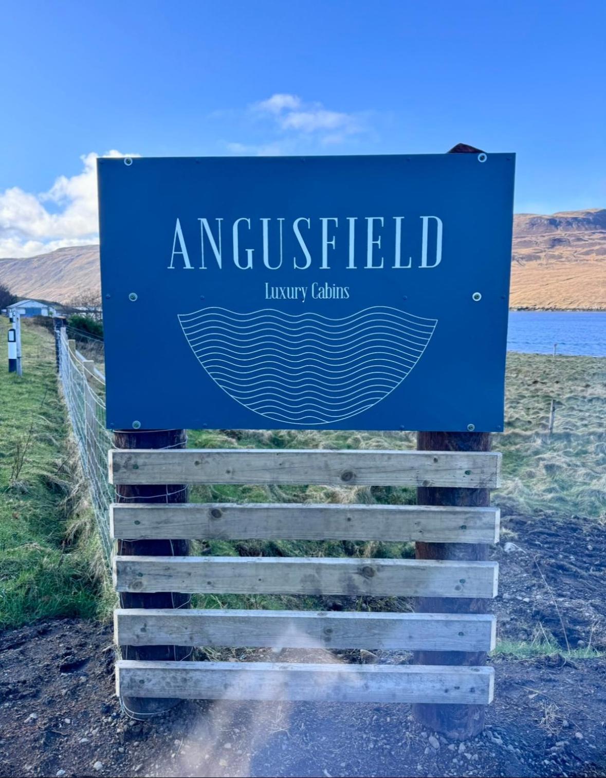 Angusfield Cabins Sconser エクステリア 写真